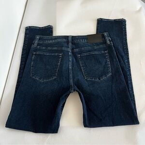 Express Jeans size 32 X 32 Skinny Dwight Blue Dark Wash 4-Way Hyper Stretch